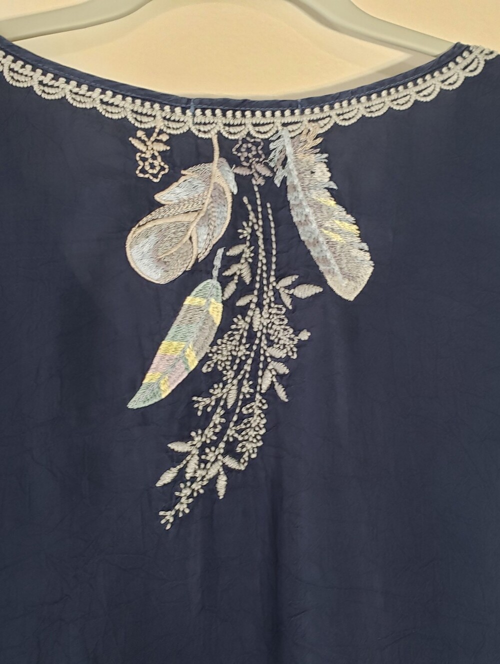Johnny Was Embroidered Short-Sleeve Boho Top Large Navy Blue Cupra Rayon Western - Picture 11 of 15